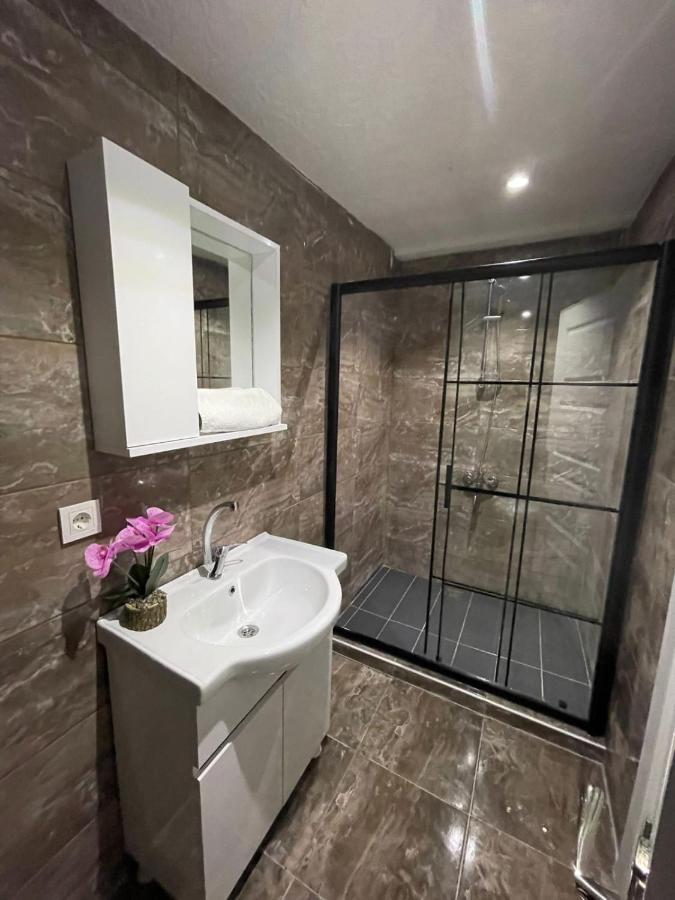 Smf Suites 1+1 4 Istanbul Eksteriør billede