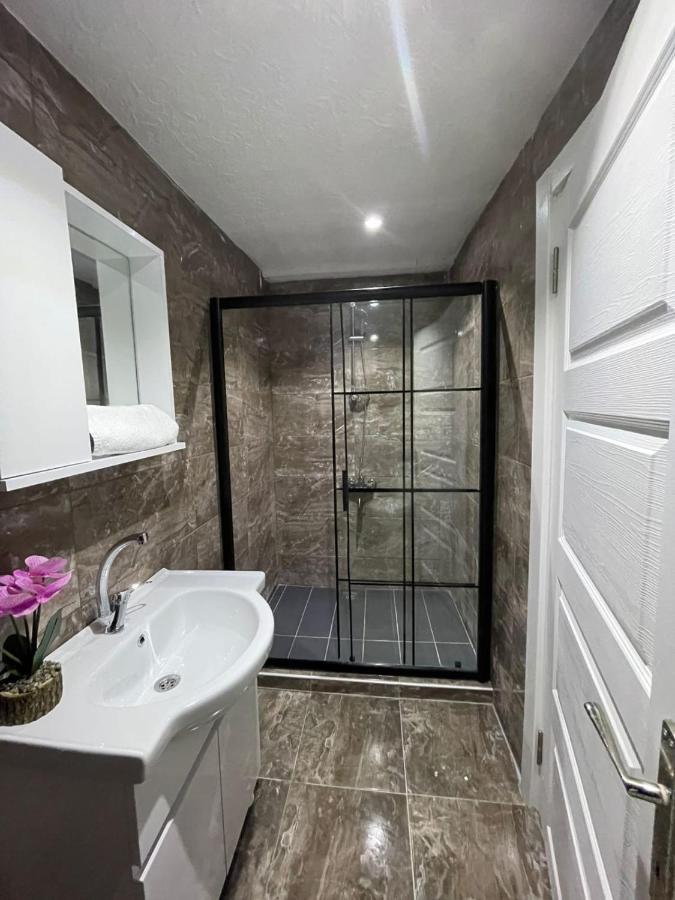 Smf Suites 1+1 4 Istanbul Eksteriør billede